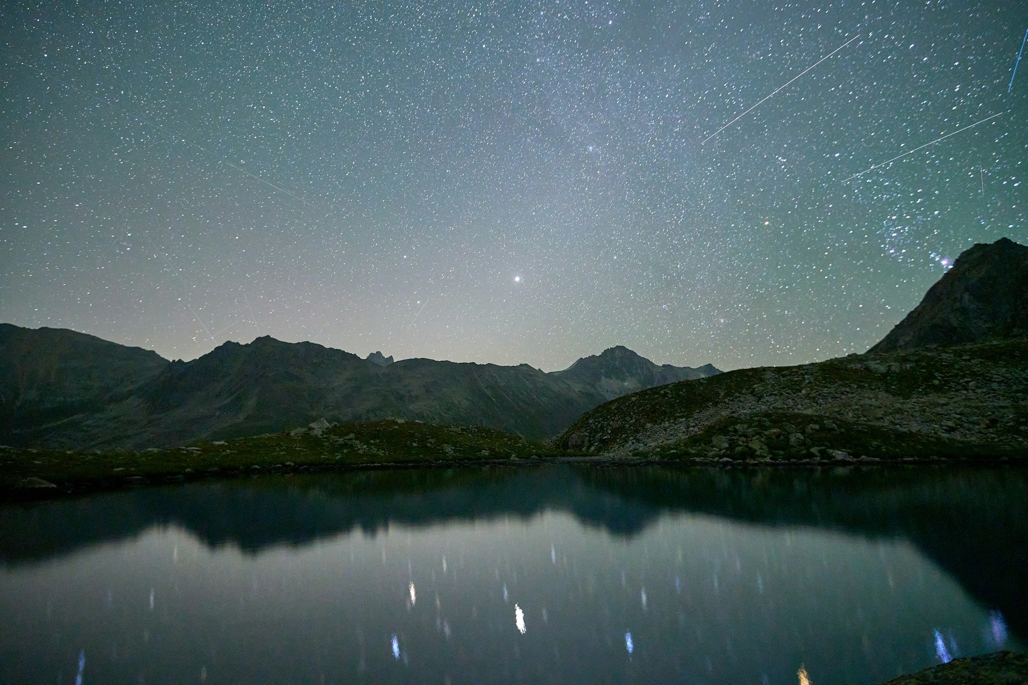 7 Qualities That Invite Prosperity into Everyday Life